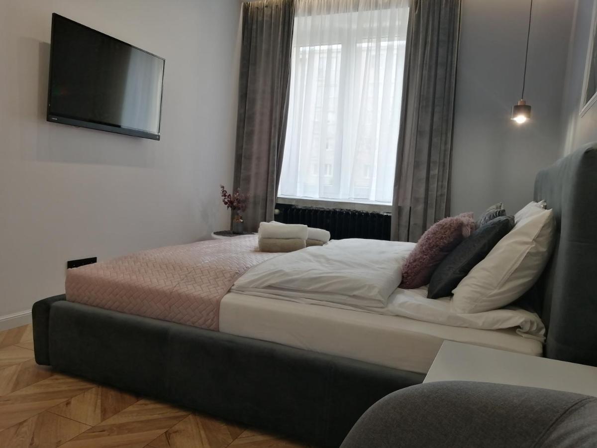 Apartament Lucy - Scisle Centrum Czestochowy Częstochowa Eksteriør billede