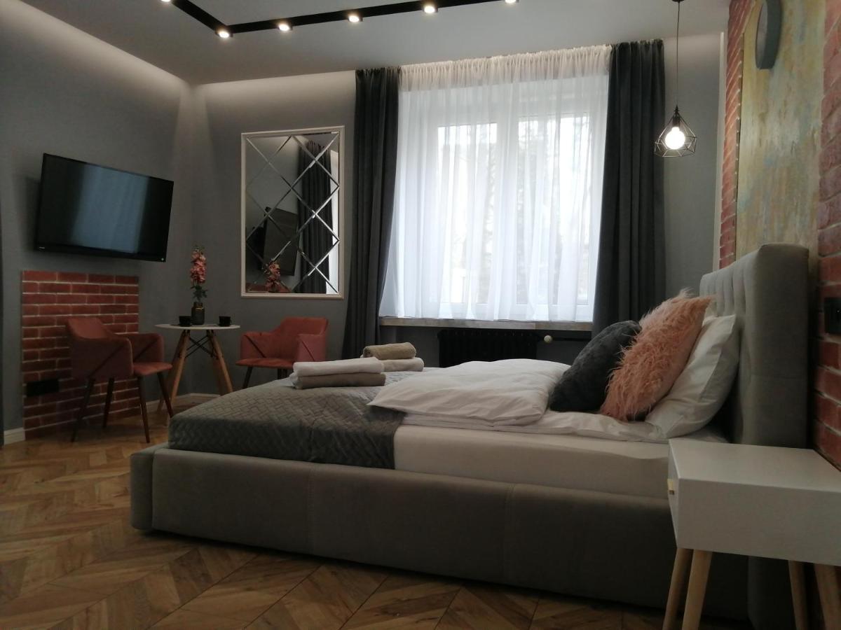 Apartament Lucy - Scisle Centrum Czestochowy Częstochowa Eksteriør billede