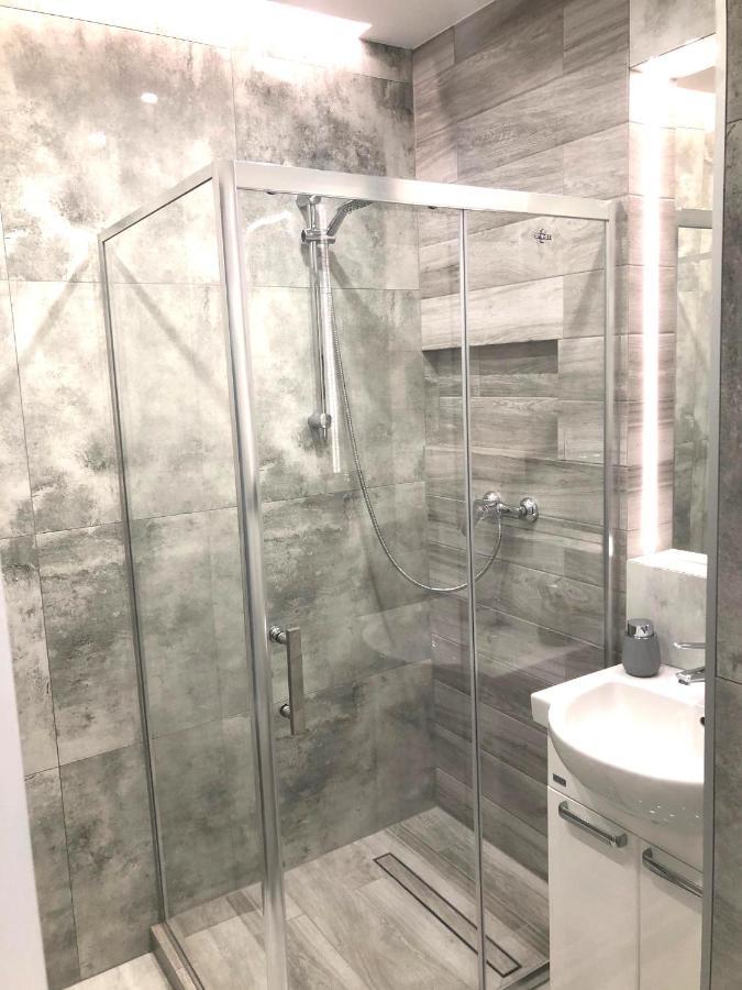 Apartament Lucy - Scisle Centrum Czestochowy Częstochowa Eksteriør billede